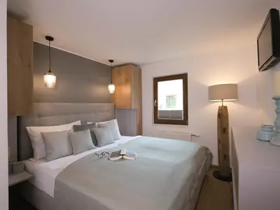 App2_Schlafzimmer1_1_L_CMYK