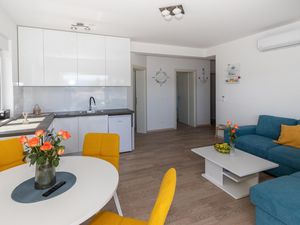 23754785-Ferienwohnung-5-Klek-300x225-3