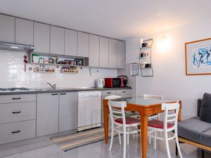 18323286-Ferienwohnung-2-Klenovica-300x225-3