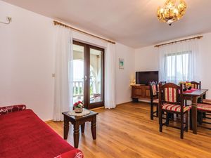 23732303-Ferienwohnung-8-Klenovica-300x225-2