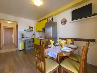 Ferienwohnung für 4 Personen (50 m²) in Klenovica 8/10