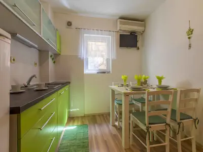 Ferienwohnung für 3 Personen (25 m²) in Klenovica 10/10