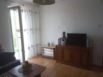Ferienwohnung für 3 Personen (47 m²) in Klenovica 7/10