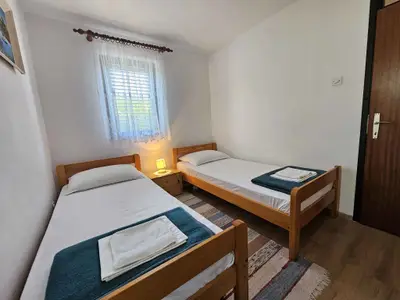 Ferienwohnung für 5 Personen (92 m²) in Klenovica 9/10