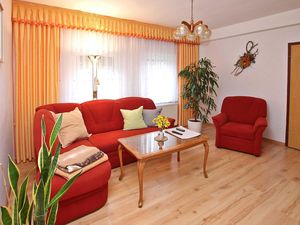 24004674-Ferienwohnung-2-Klink-300x225-3