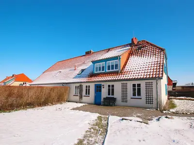 ExteriorWinter