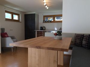 19551261-Ferienwohnung-5-Klösterle am Arlberg-300x225-1