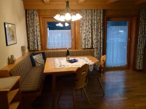 22024743-Ferienwohnung-8-Klösterle am Arlberg-300x225-2