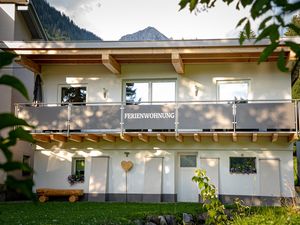 19566101-Ferienwohnung-9-Klösterle am Arlberg-300x225-4