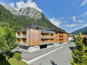 19551321-Ferienwohnung-2-Klösterle am Arlberg-300x225-1