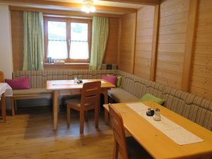 22274237-Ferienwohnung-4-Klösterle am Arlberg-300x225-2