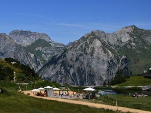 22252095-Ferienwohnung-4-Klösterle am Arlberg-300x225-2