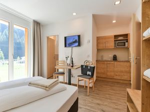 23465501-Ferienwohnung-2-Klösterle am Arlberg-300x225-1