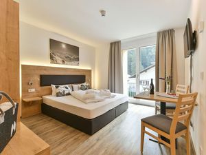 23392526-Ferienwohnung-6-Klösterle am Arlberg-300x225-3