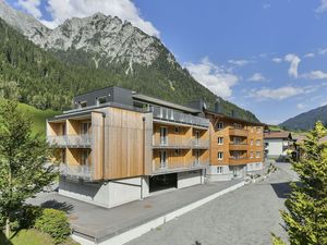 23392528-Ferienwohnung-2-Klösterle am Arlberg-300x225-5