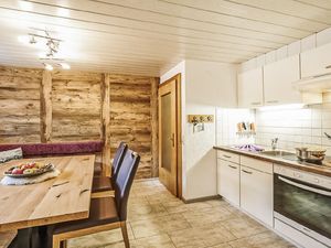 23756922-Ferienwohnung-4-Klösterle am Arlberg-300x225-4