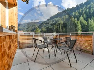 23747495-Ferienwohnung-2-Klösterle am Arlberg-300x225-1