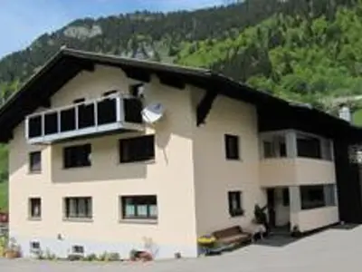 Ferienwohnung für 8 Personen (97 m²) in Klösterle am Arlberg 1/10
