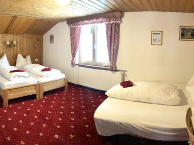 2 Bett Zimmer mit Sofabett (2 Personen)