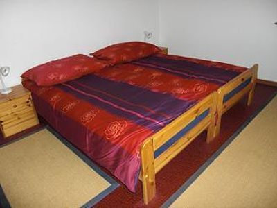 Schlafzimmer 1