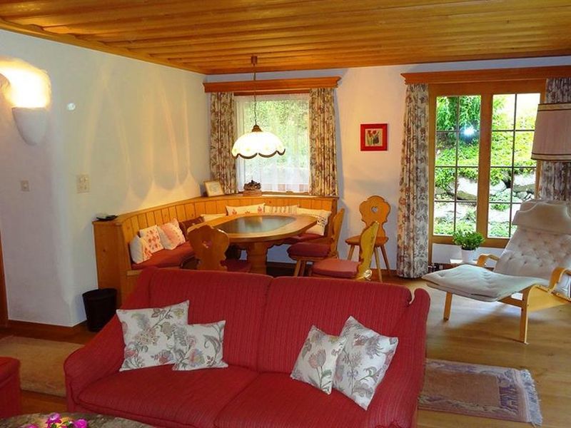 23525119-Ferienwohnung-4-Klosters-Serneus-800x600-0