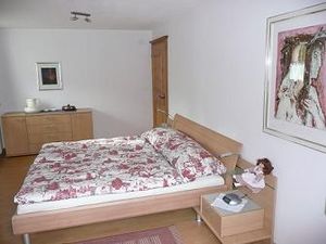 23427298-Ferienwohnung-3-Klosters-Serneus-300x225-4