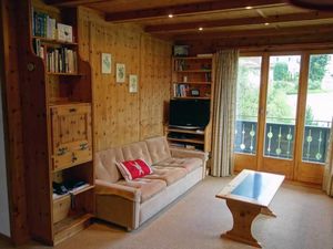 23427420-Ferienwohnung-8-Klosters-Serneus-300x225-1