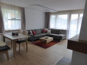 Ferienwohnung für 4 Personen (66 m²) in Klosters-Serneus