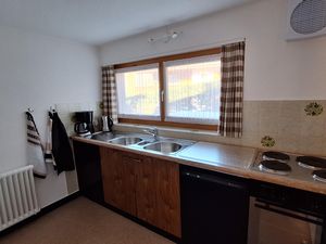 23427350-Ferienwohnung-6-Klosters-Serneus-300x225-5