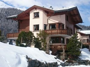 18988045-Ferienwohnung-3-Klosters-Serneus-300x225-1