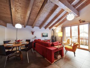 23449345-Ferienwohnung-2-Klosters-Serneus-300x225-0