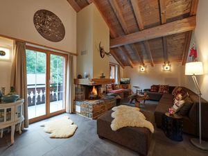 23449347-Ferienwohnung-6-Klosters-Serneus-300x225-0