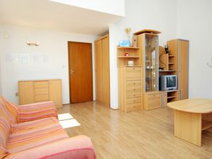 23930623-Ferienwohnung-6-Kneza-300x225-4