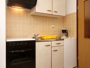 23927714-Ferienwohnung-4-Kneza-300x225-2