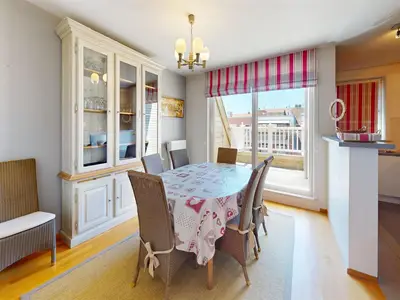 DiningRoom