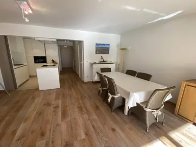DiningRoom