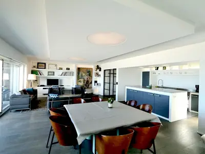 DiningRoom
