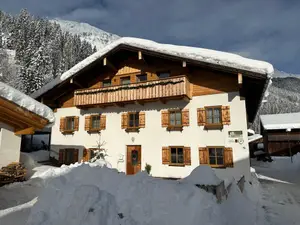 Ferienwohnung für 5 Personen (65 m²) in Elbigenalp