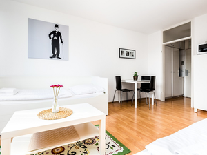 22417733-Ferienwohnung-2-Köln-300x225-3