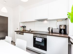 22419475-Ferienwohnung-2-Köln-300x225-4