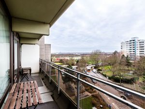 22496383-Ferienwohnung-4-Köln-300x225-3