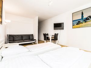 22498283-Ferienwohnung-3-Köln-300x225-3