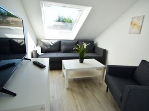 22462655-Ferienwohnung-5-Köln-300x225-2