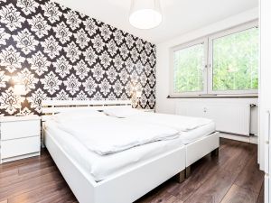 22506565-Ferienwohnung-5-Köln-300x225-2