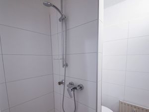 22509587-Ferienwohnung-1-Köln-300x225-2