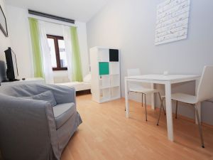 22509587-Ferienwohnung-1-Köln-300x225-3