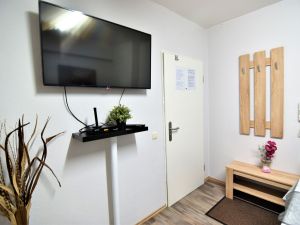 22512445-Ferienwohnung-8-Köln-300x225-2