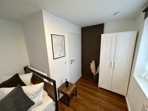 23957595-Ferienwohnung-2-Köln-300x225-4