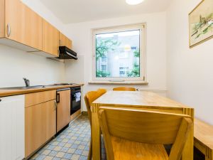 22193857-Ferienwohnung-6-Köln-300x225-4