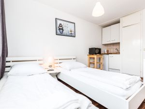 22506555-Ferienwohnung-2-Köln-300x225-5